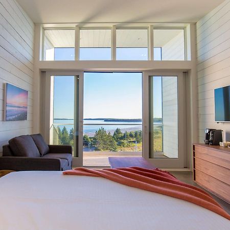 Quarterdeck Beachside Villas & Lofts Summerville Centre Extérieur photo