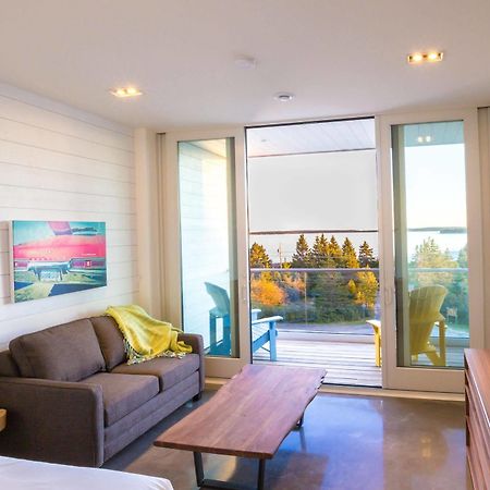 Quarterdeck Beachside Villas & Lofts Summerville Centre Extérieur photo