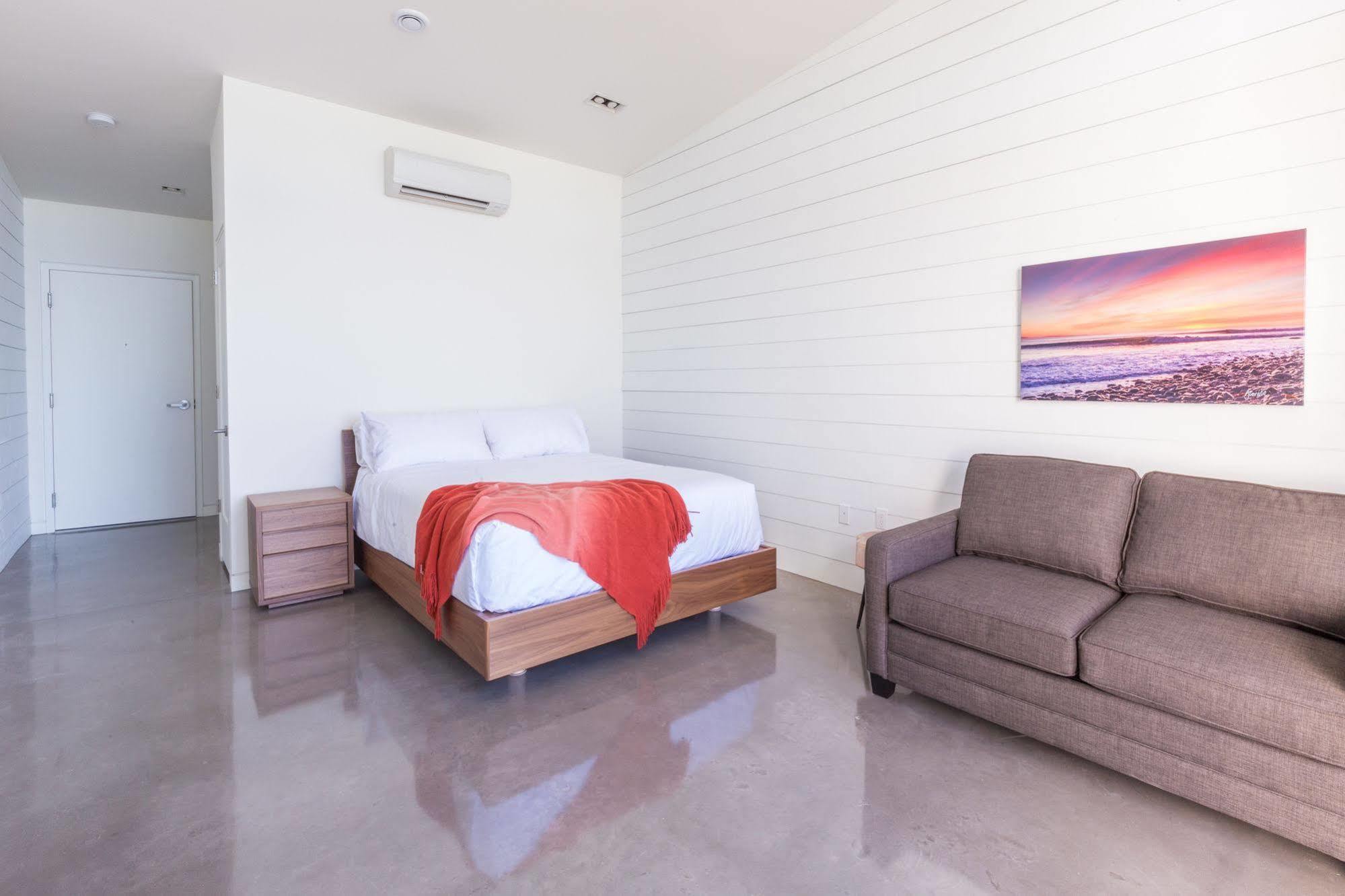 Quarterdeck Beachside Villas & Lofts Summerville Centre Extérieur photo